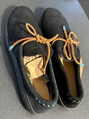 Manitobah Mens Modern Mocs 11